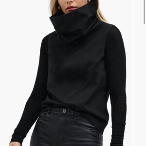 Marcella NYC NwT Black Long Sleeve Women's Top
